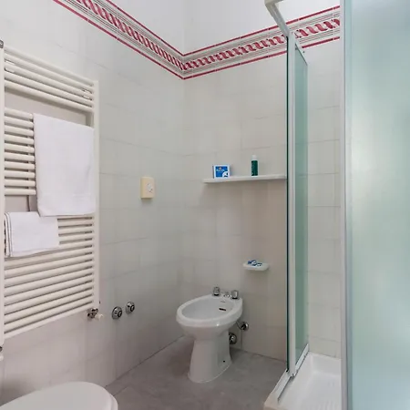 Milano Helvetia - In Centro Con Piscina 3*