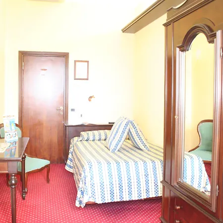 Milano Helvetia - In Centro Con Piscina 3* Riccione