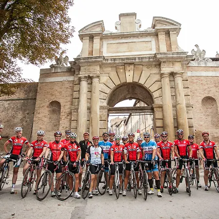 Hotel Milano Helvetia - In Centro Con Piscina Riccione