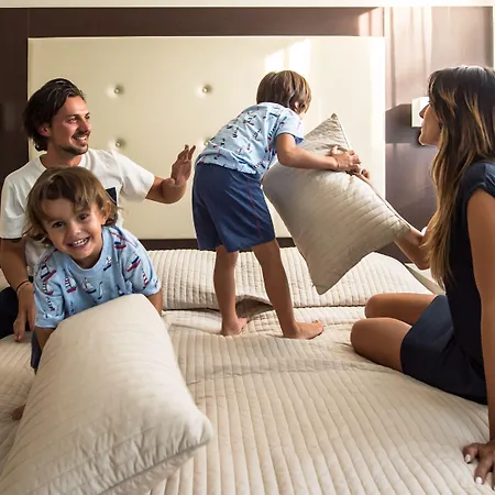 Milano Helvetia - In Centro Con Piscina Riccione