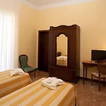 Milano Helvetia - In Centro Con Piscina 3*