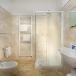 Milano Helvetia - In Centro Con Piscina Riccione