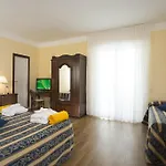 Hotel Milano Helvetia - In Centro Con Piscina