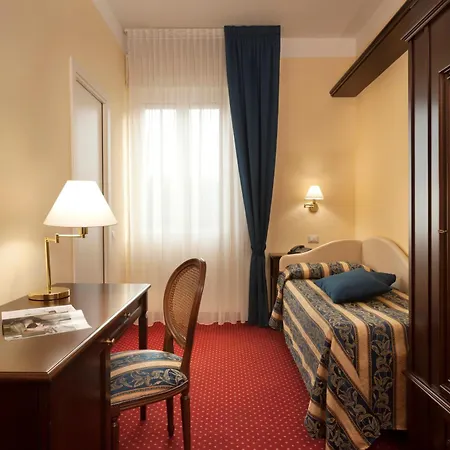Hotell Milano Helvetia - In Centro Con Piscina Riccione