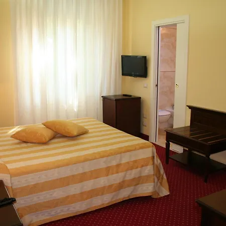 Milano Helvetia - In Centro Con Piscina Hotel Riccione