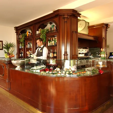 Hotel Milano Helvetia 3*