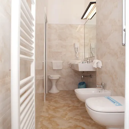 Milano Helvetia 3*