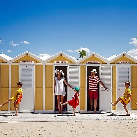 Szálloda Milano Helvetia - In Centro Con Piscina Riccione