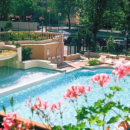 Milano Helvetia - In Centro Con Piscina Szálloda