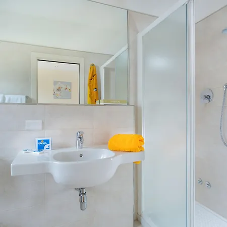 Milano Helvetia - In Centro Con Piscina Hotel