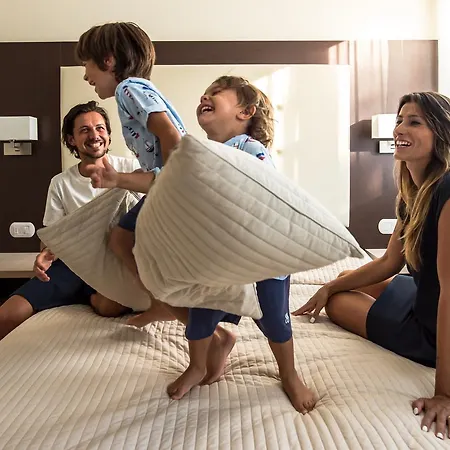 Milano Helvetia - In Centro Con Piscina Hotell