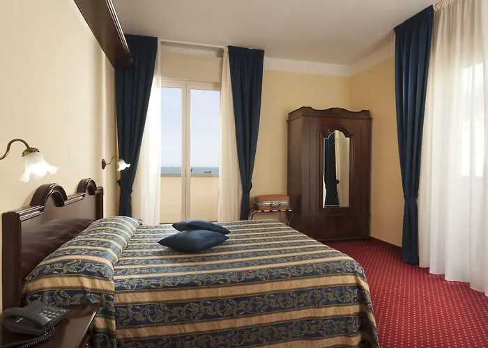 Milano Helvetia - In Centro Con Piscina 酒店 3*