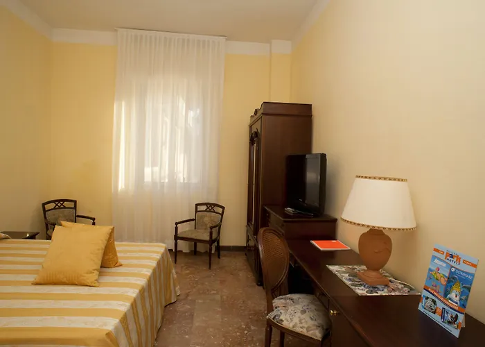 Milano Helvetia Hotel 3*