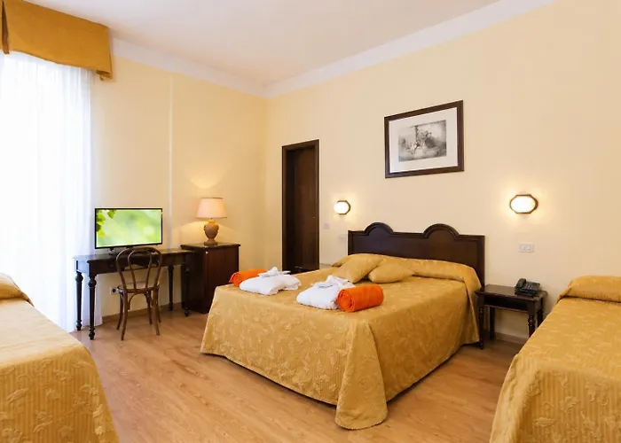 Milano Helvetia - In Centro Con Piscina 3*