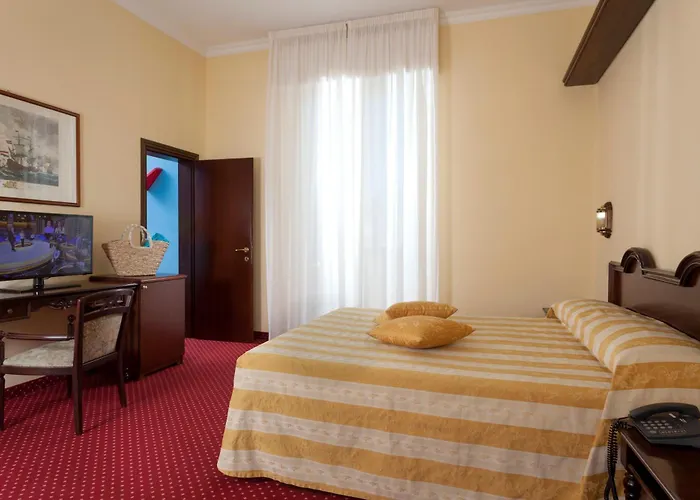 Hotel Milano Helvetia - In Centro Con Piscina 3*